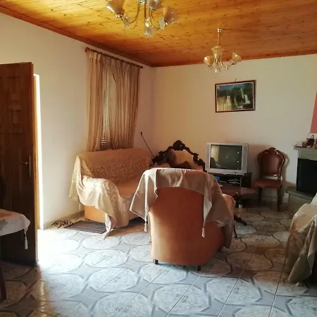 Guest house Mandi Biovizhde